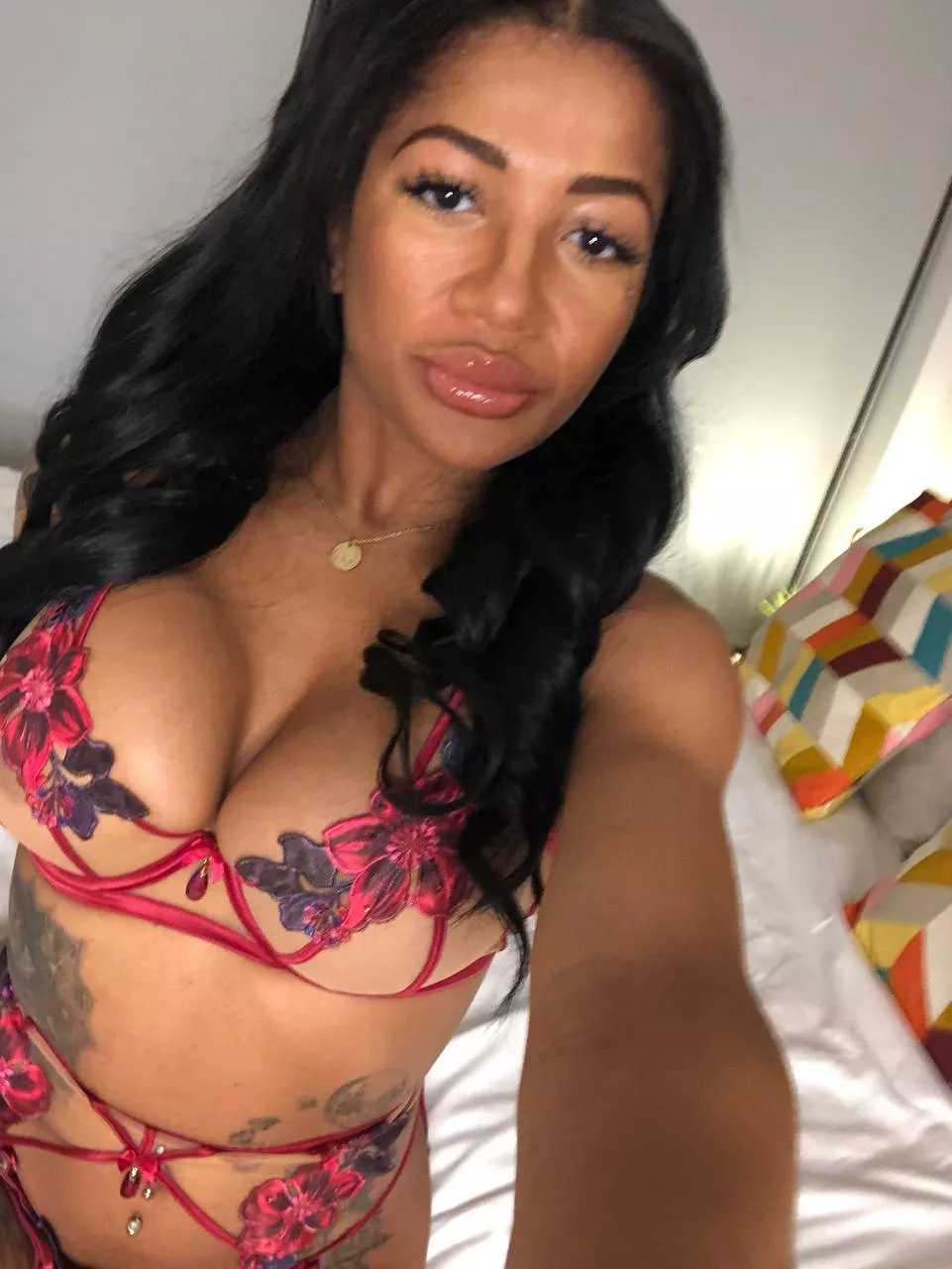 do you prefer me clothed- or naked?? posted by Aliatyl