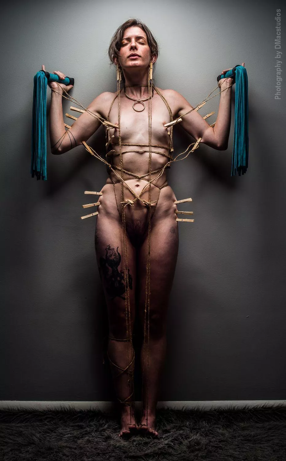 [f] idol statue. posted by Omphidian