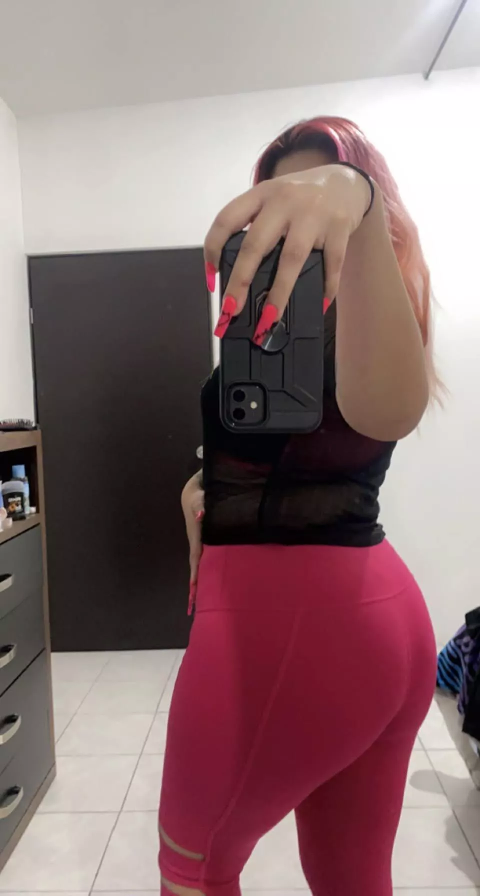 [f] let’s get sweaty posted by realxoxomila