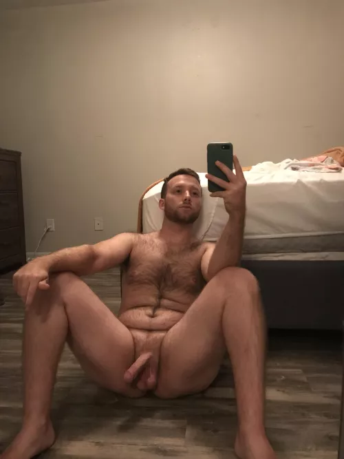 Feelin down to tonight by T-Royer