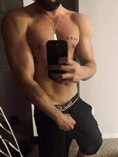 feeling strong as fuck tonight by TroyLight