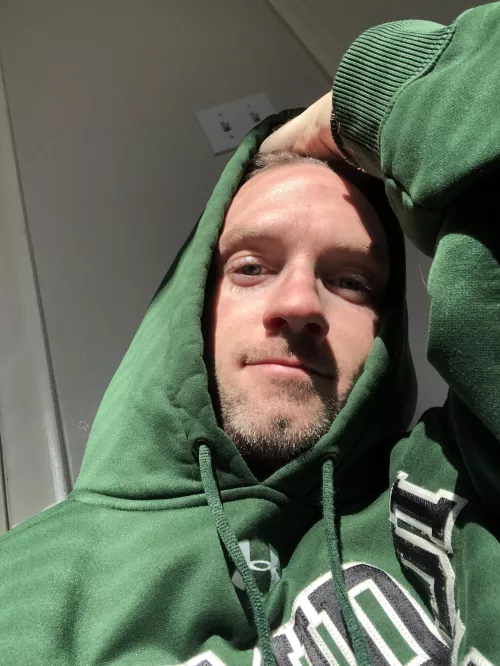 Friday Glow 🌞 by 92runner