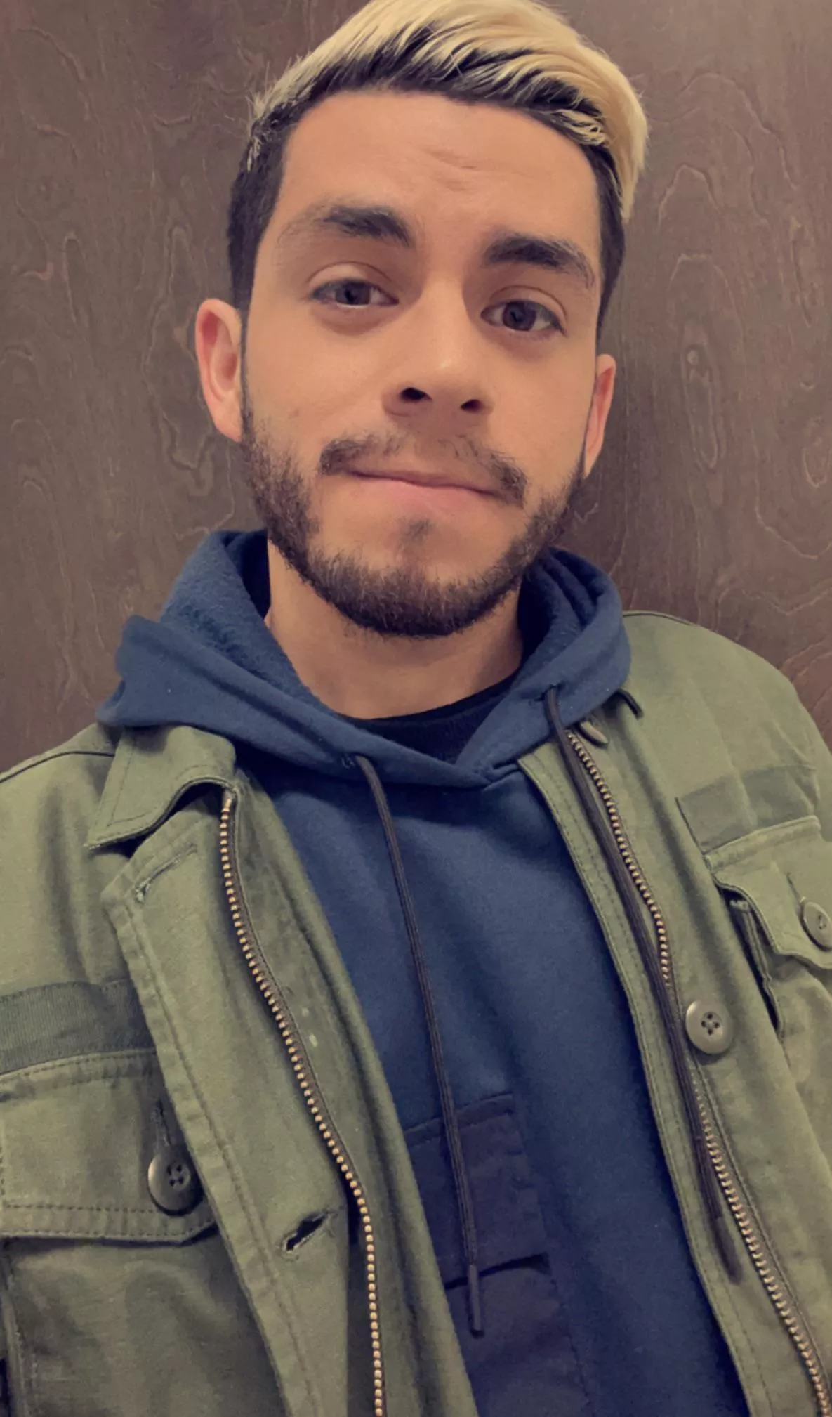 Got about 5 layers of clothes on. 🥶 I am ready for it to be summer. posted by Joeymoa