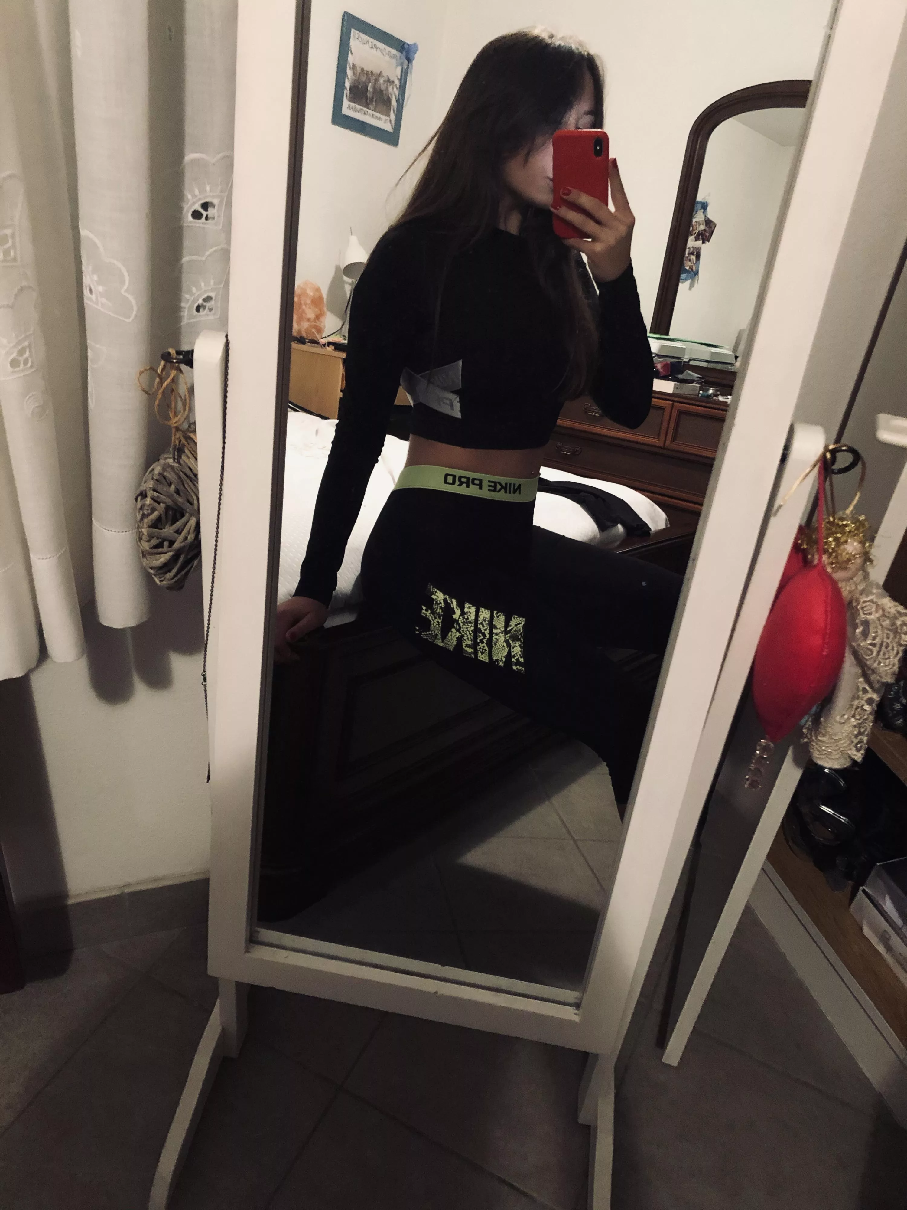 Gym time🤍 posted by Alibiagioni