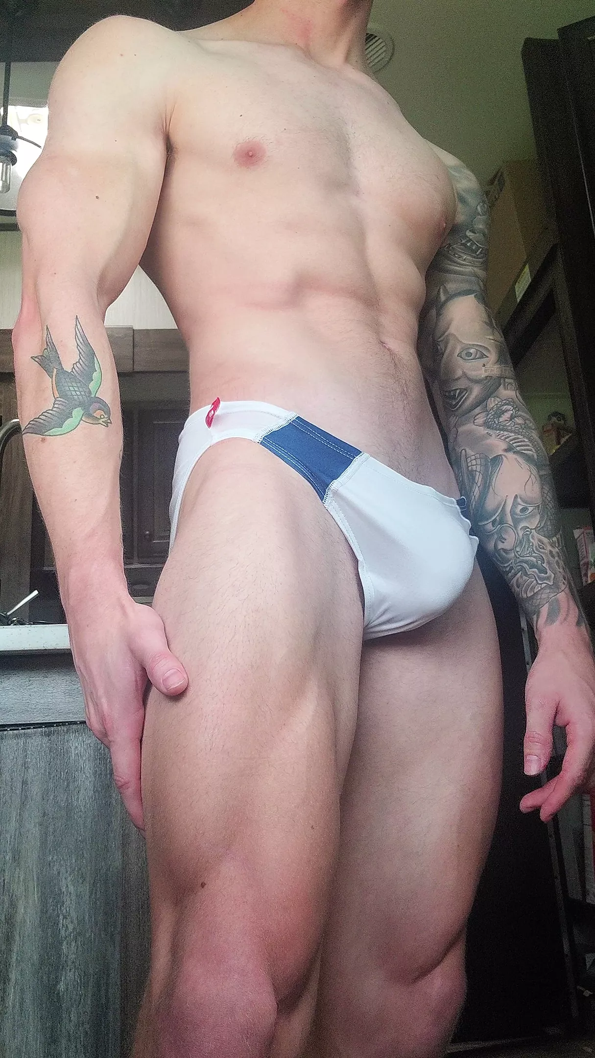 Happy Friday, enjoy my bulge 😊 posted by ben_ryan_official