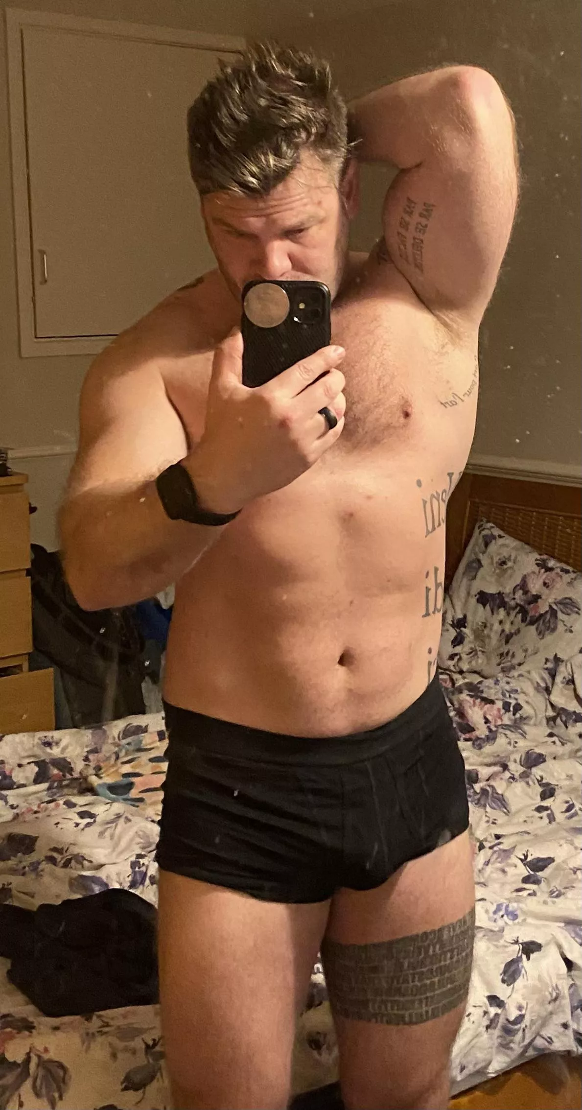 Happy Friday everyone posted by GoldEnd1682