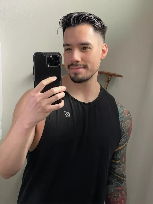 Happy to be back home by EverythingsOak