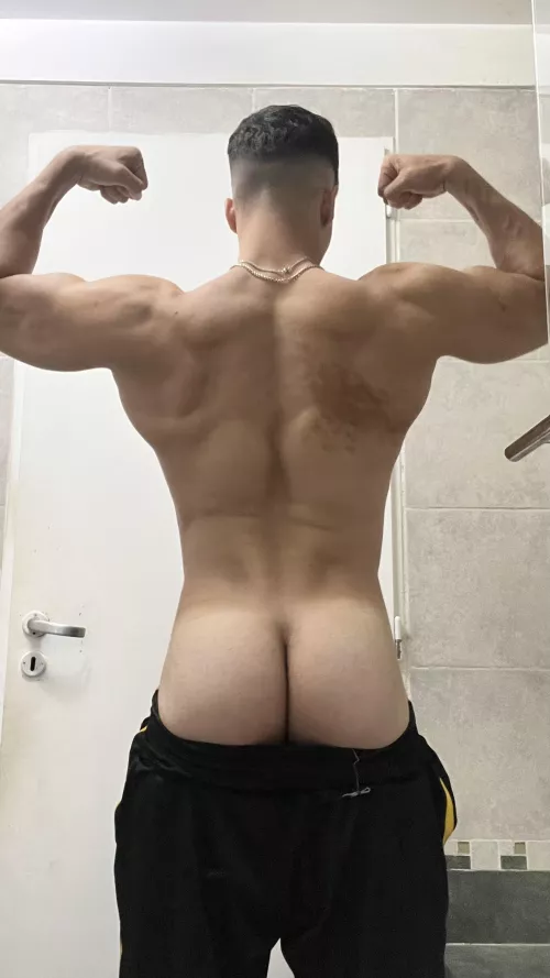 Have you ever tasted a heterosexual's ass? by Maurifitness