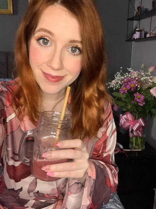 Having a self care night! Finally relaxing after a long week 💕 [F] by snildeep