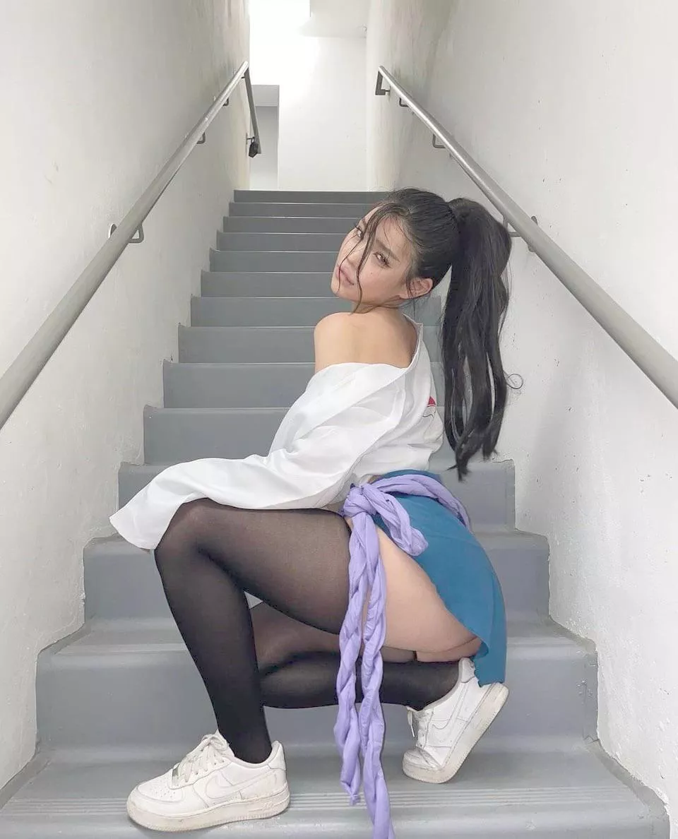 Help you up? posted by 4bstr4k