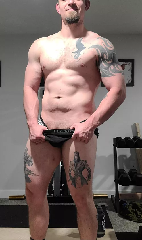 Home gy[m]s make late night workouts much easier by Prize_Feed7609