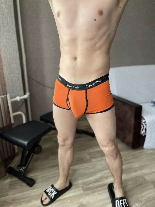 How many times would you stroke the bulge by ladisexyboy