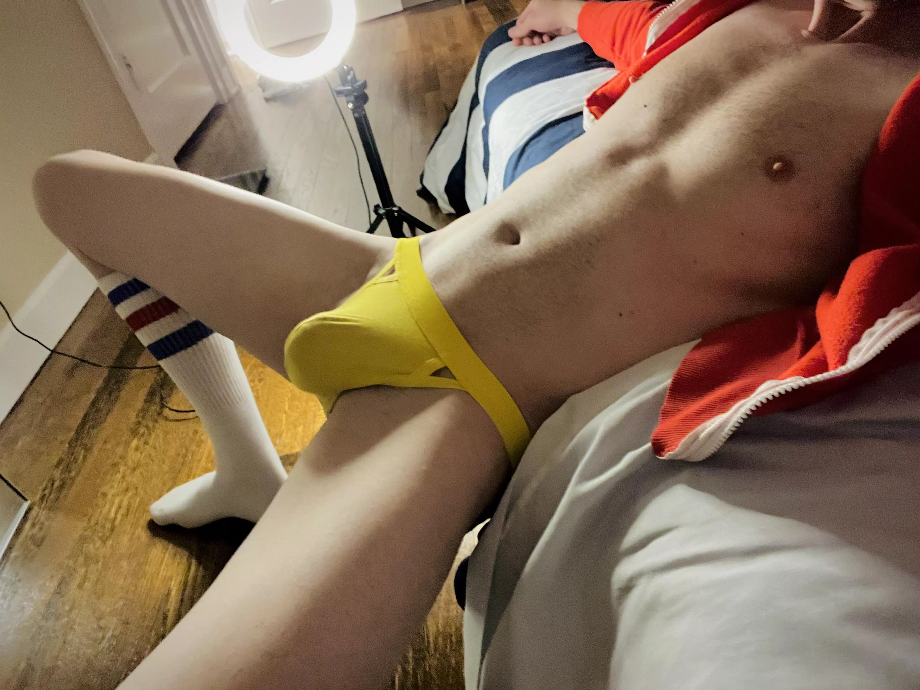 How’s my yellow jock??? posted by RedHoodieTwunk