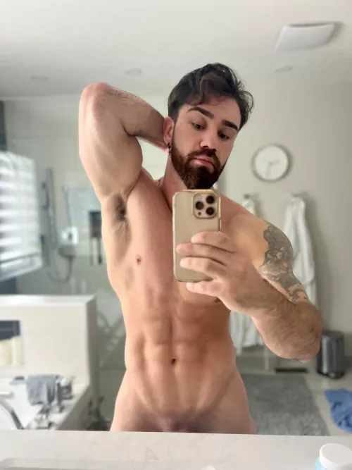 I smell like a king by alphaflexer