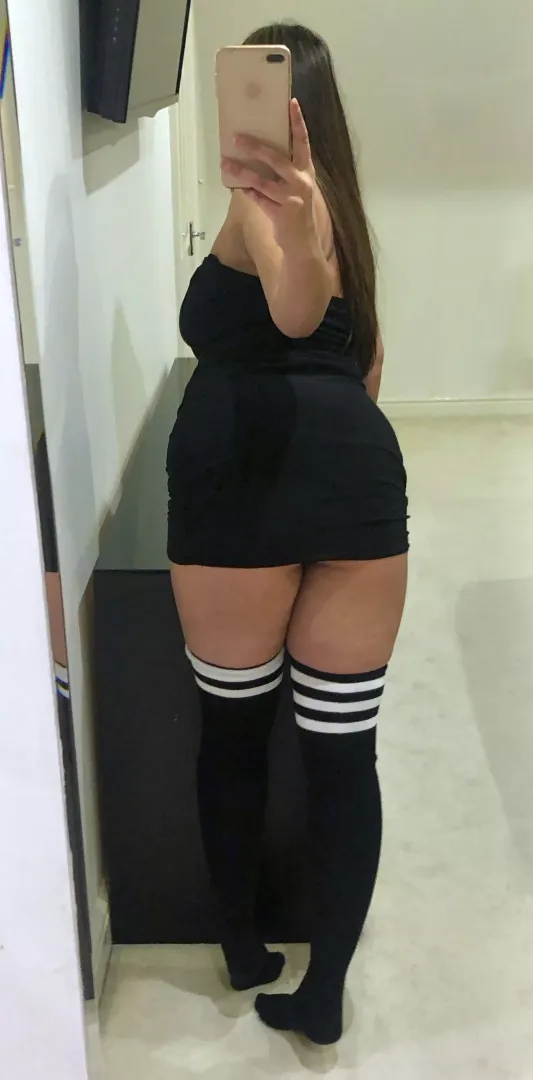 I’m gonna let this ass do the talking...🍑 British Punjabi Indian by knightrider69x