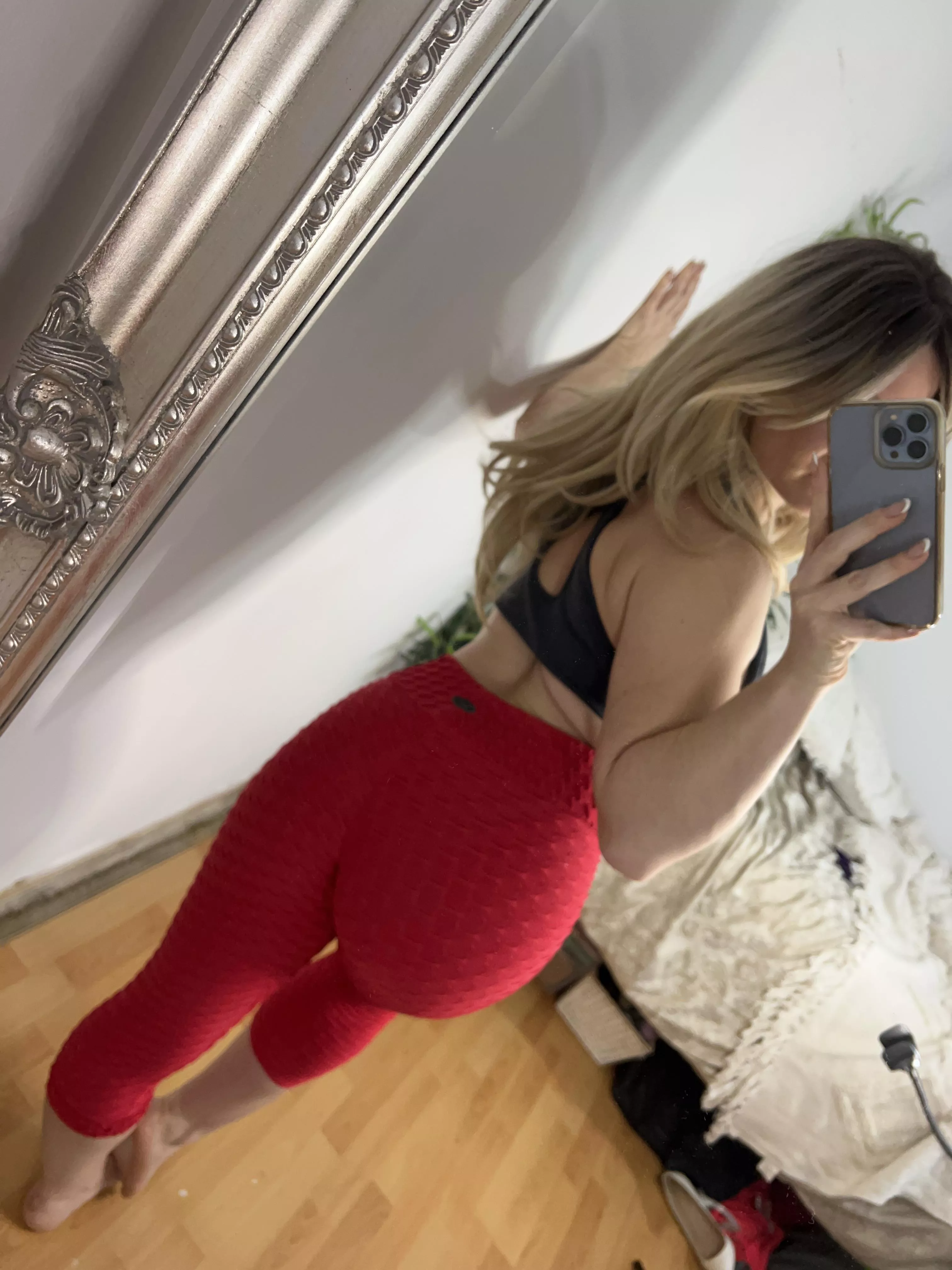 Let’s do yoga together posted by frankiesworldx