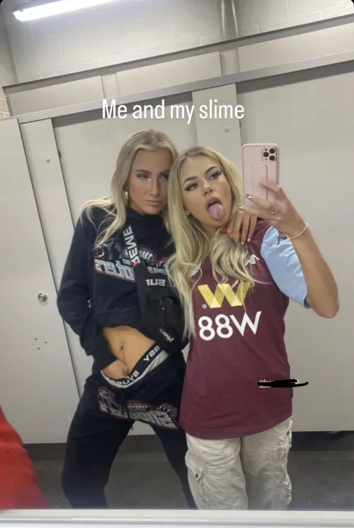 Lily having a feel by cheifgym