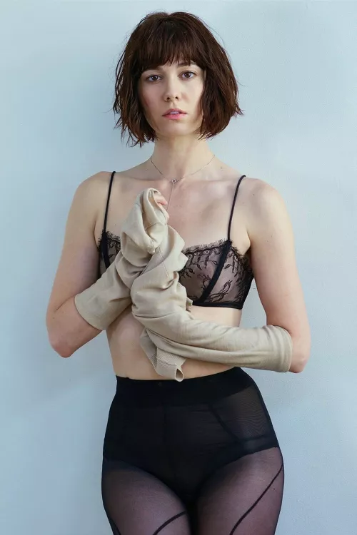 Mary Elizabeth Winsted by Sea_Ad9270