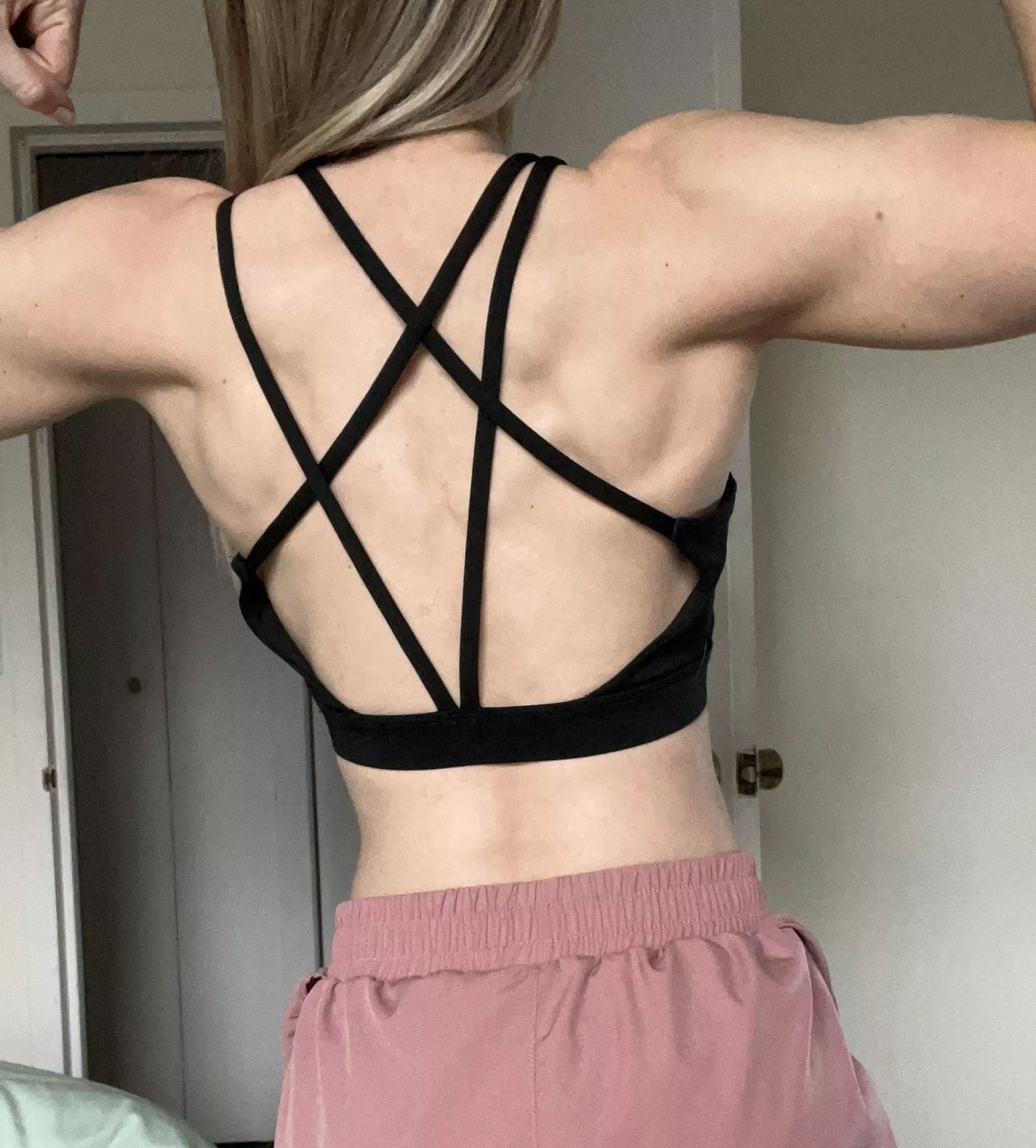 my back is getting bigger ;) posted by Petitenfit