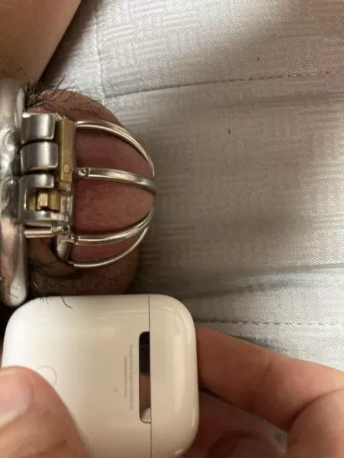 My pathetic can't win even AirPods either. by aki291