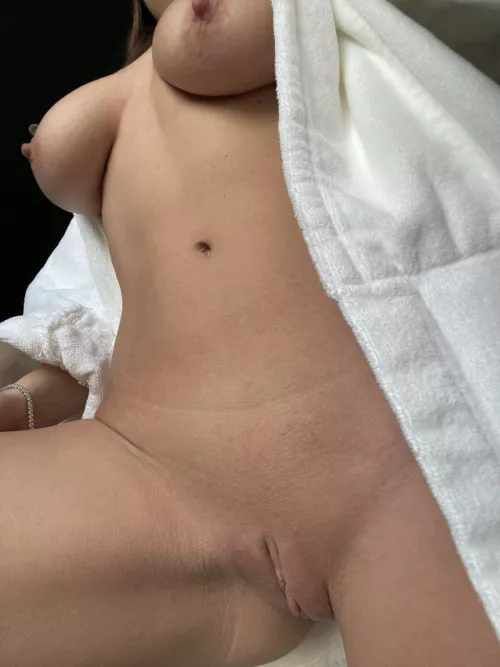 Rate it please (f) by EmaaHot