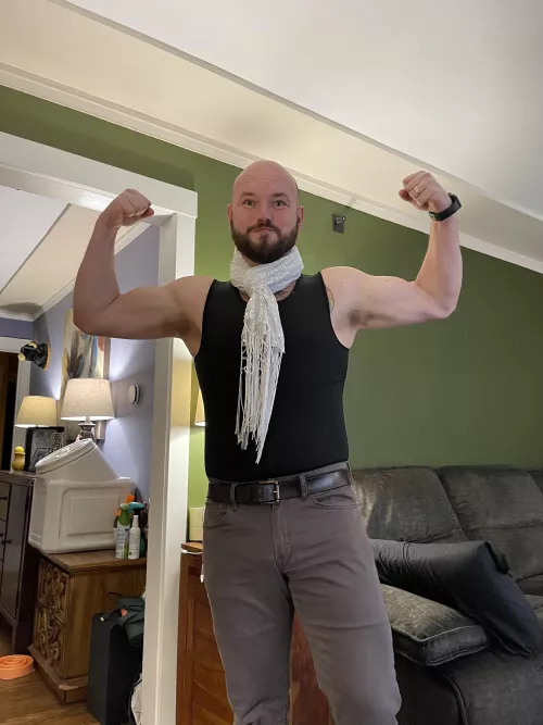 Should I post more flexy photos? I’m pretty beefy all around. by CoreyB105