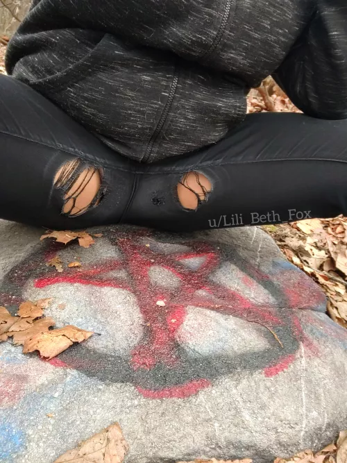 Someone summoned a Thicc Goth GF? [OC] by Lili_Beth_Fox