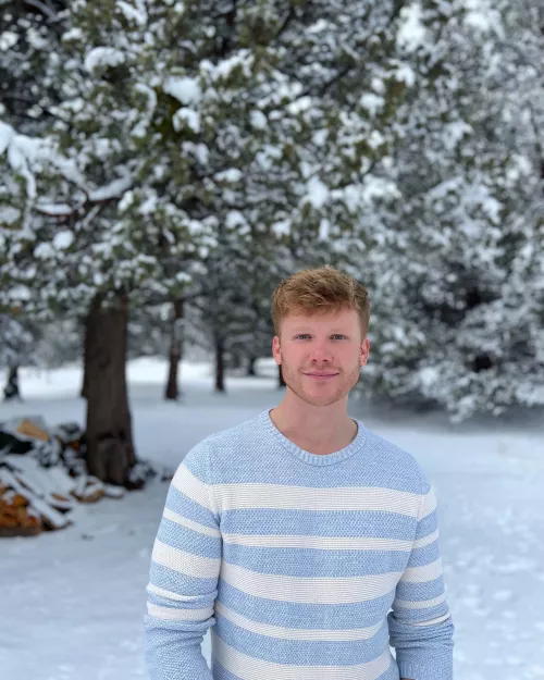 Stay warm out there ❄️❤️ by Austx10