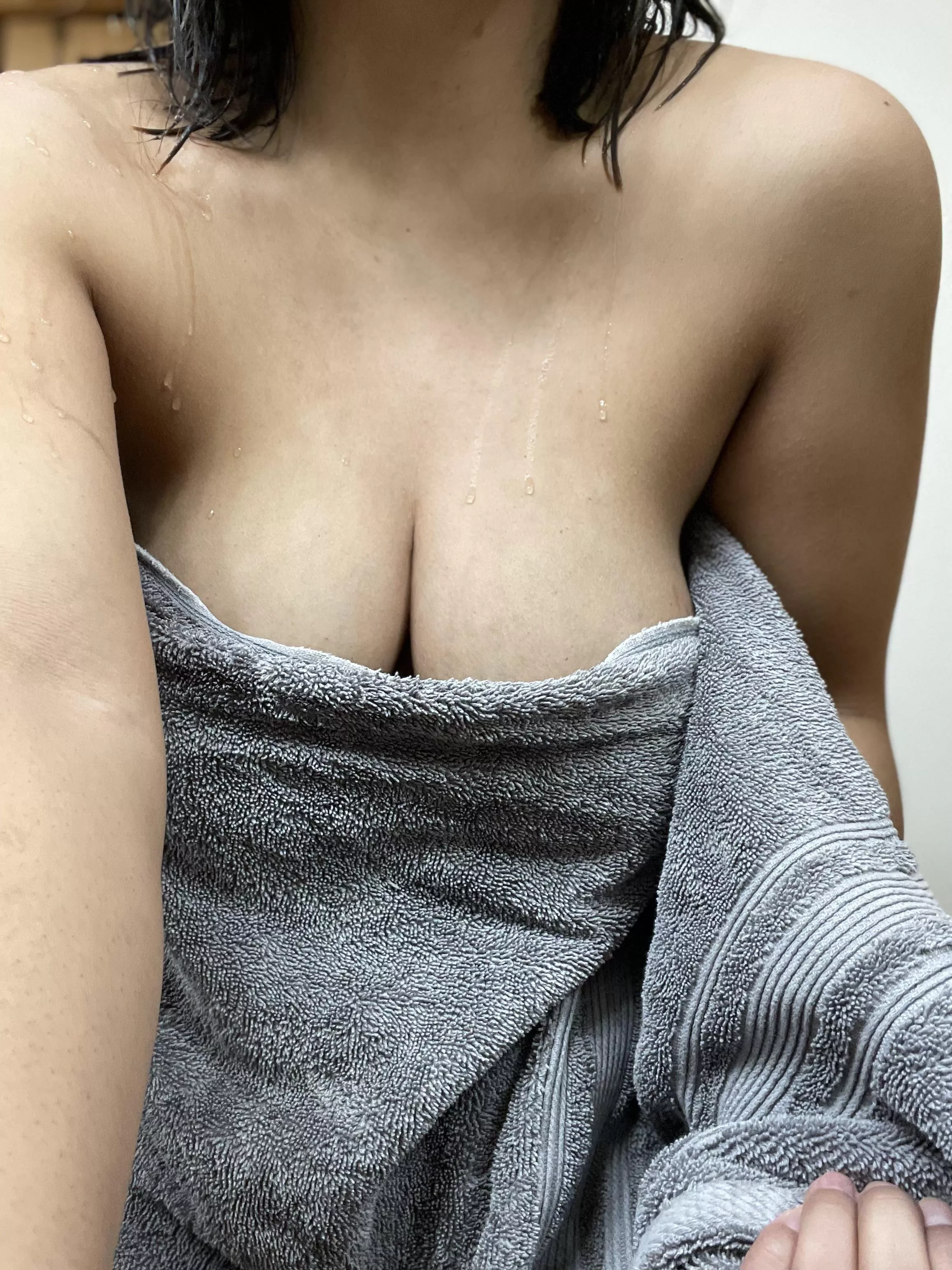 Take a peak posted by Filipina6610