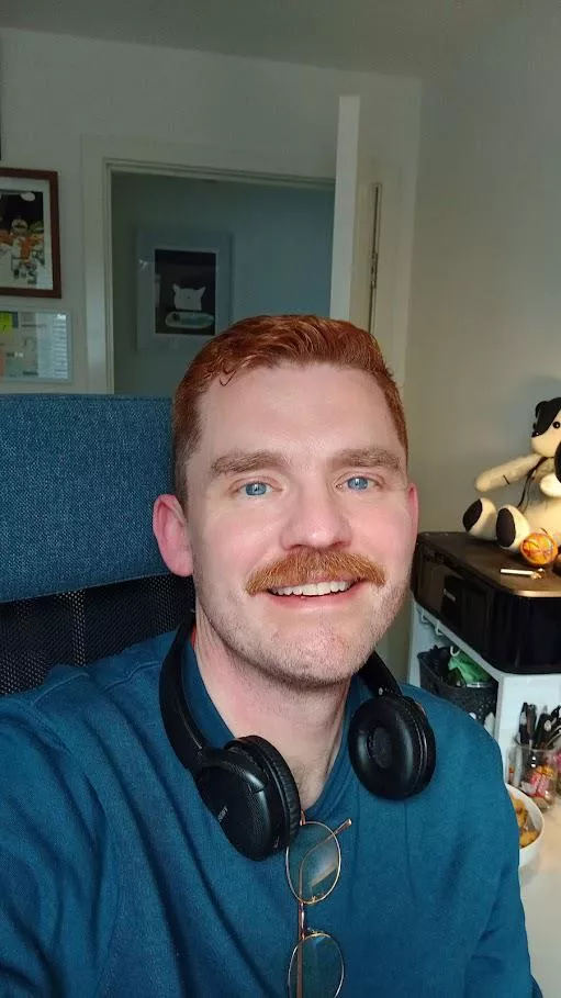 Tall nerd (I can reach any shelf). posted by d139nn