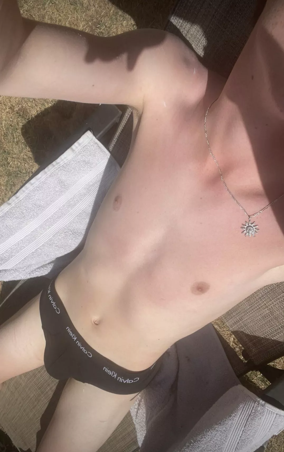 too early for summer 🔥 posted by itsc0nnorr