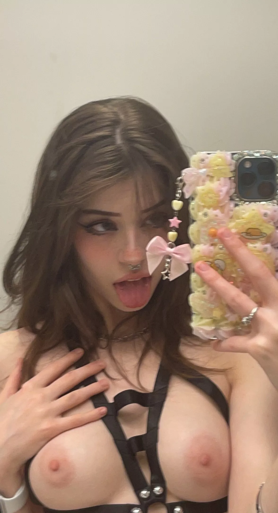 Wanna fuck? Don't be shy... I will make your wet dreams to become true... snp: JessigUwU posted by dabdullah