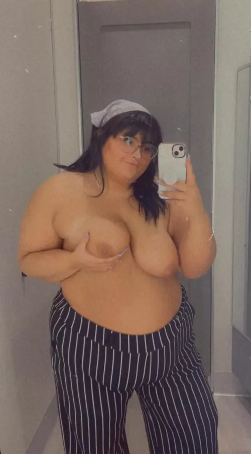 what would you do if i pulled you into my dressing room? 😇 by completeuphoria