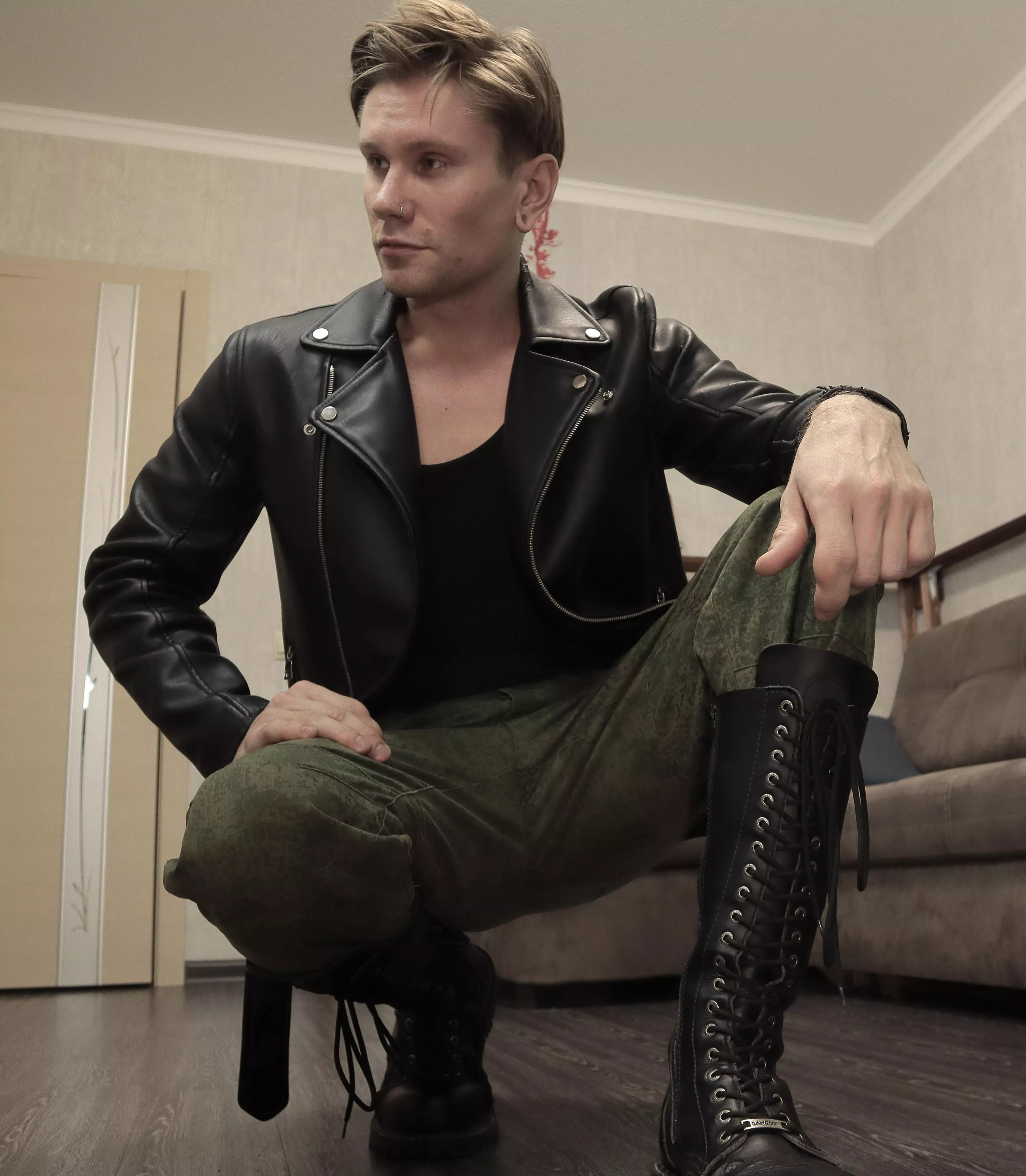 Who is ready to serve? posted by uuu44