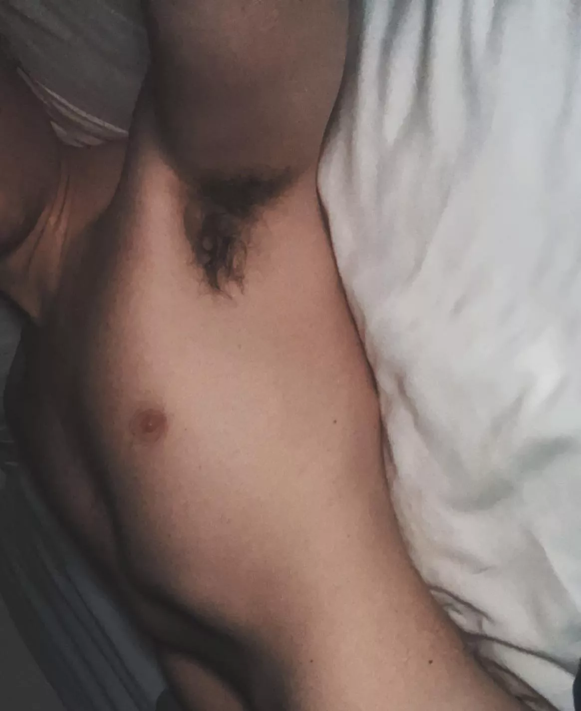 21. college stud looking for other good looking guys. hmu @mattttz123 posted by Savings_Highlight721