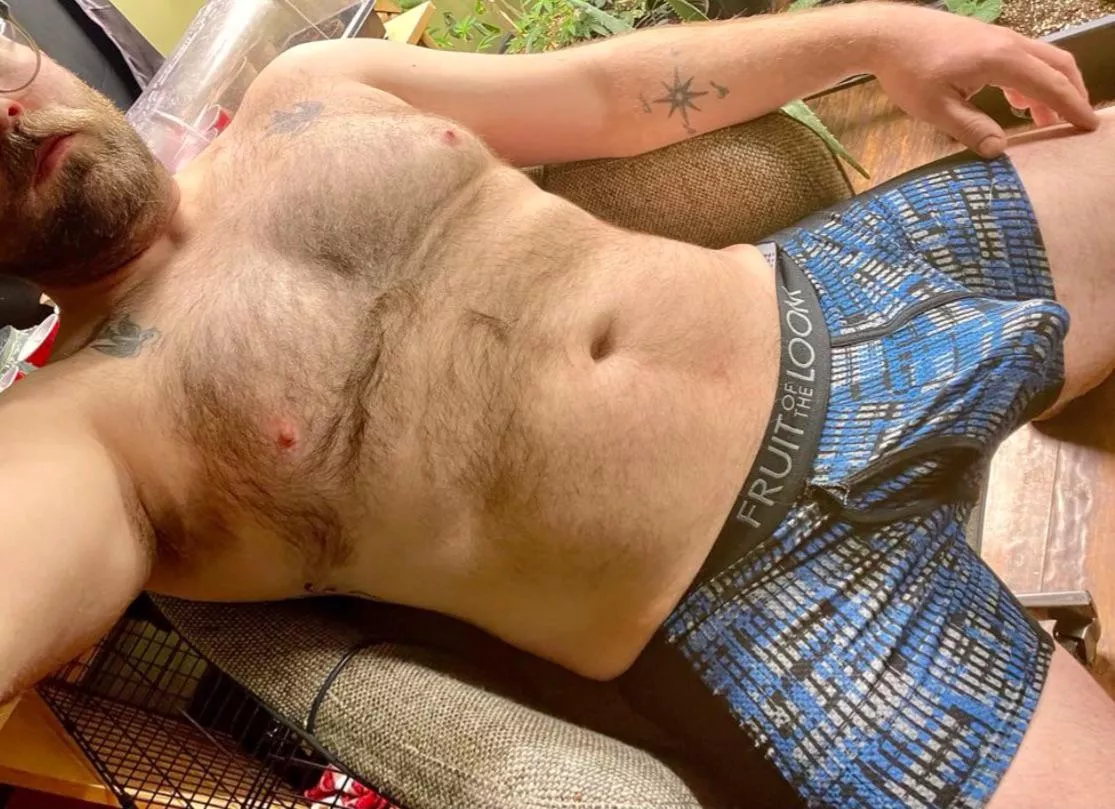 (33) Its nice and warm in the garden, spring hasn’t sprung up yet but I sure have 😉😏 posted by skooliefamilyjourney