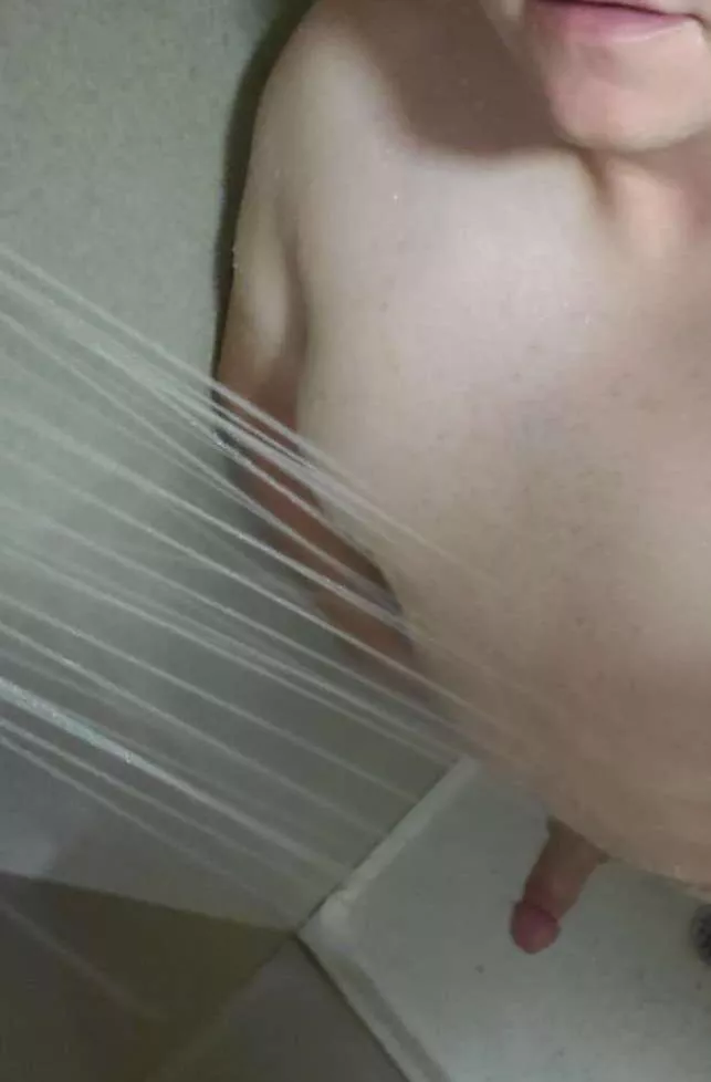 37m would you hook up with me? posted by First-Chemistry-982