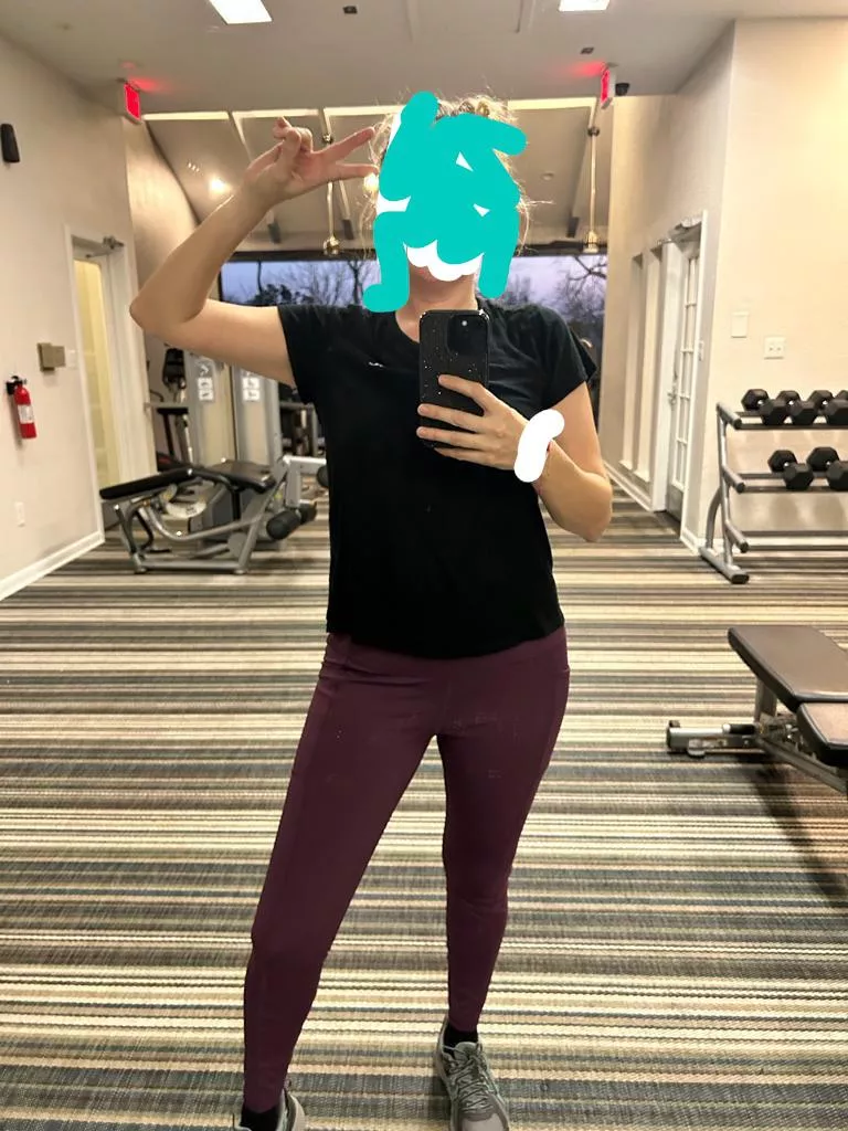 40min indoor cycling (f) posted by GorgeousMommmi