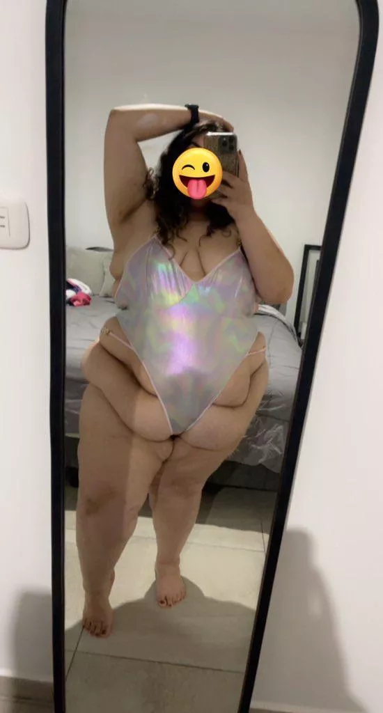 All that fupa 🫣😈 posted by V_nassty