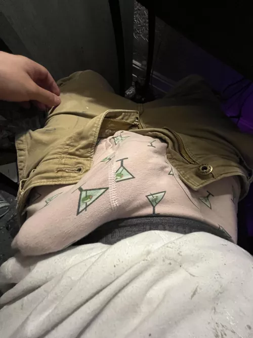 Bi, want some ass on my lap by Crunchy24