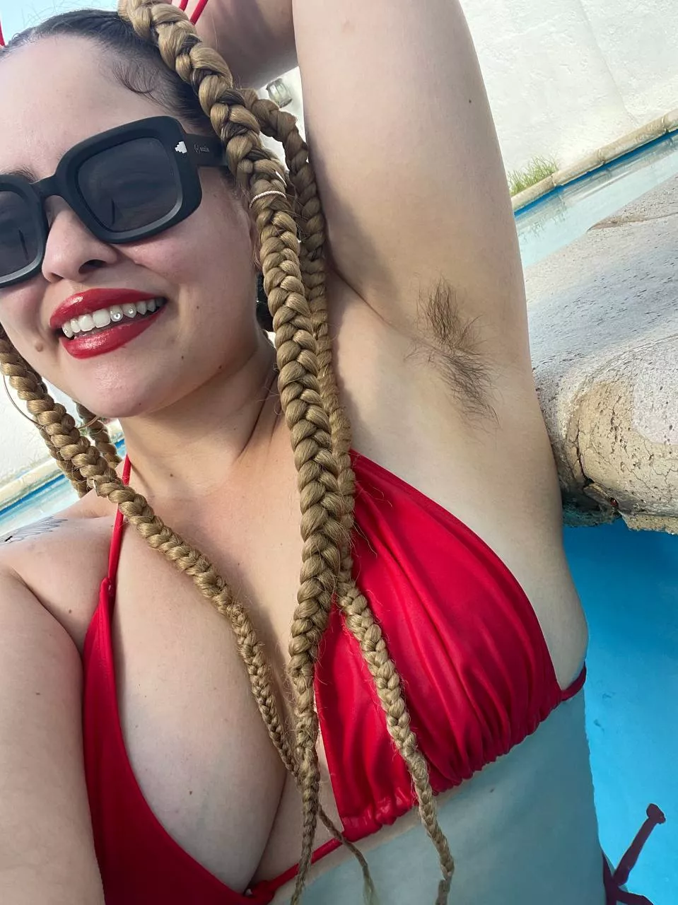 Check my armpits, do you like them? posted by LittleHairyStoner