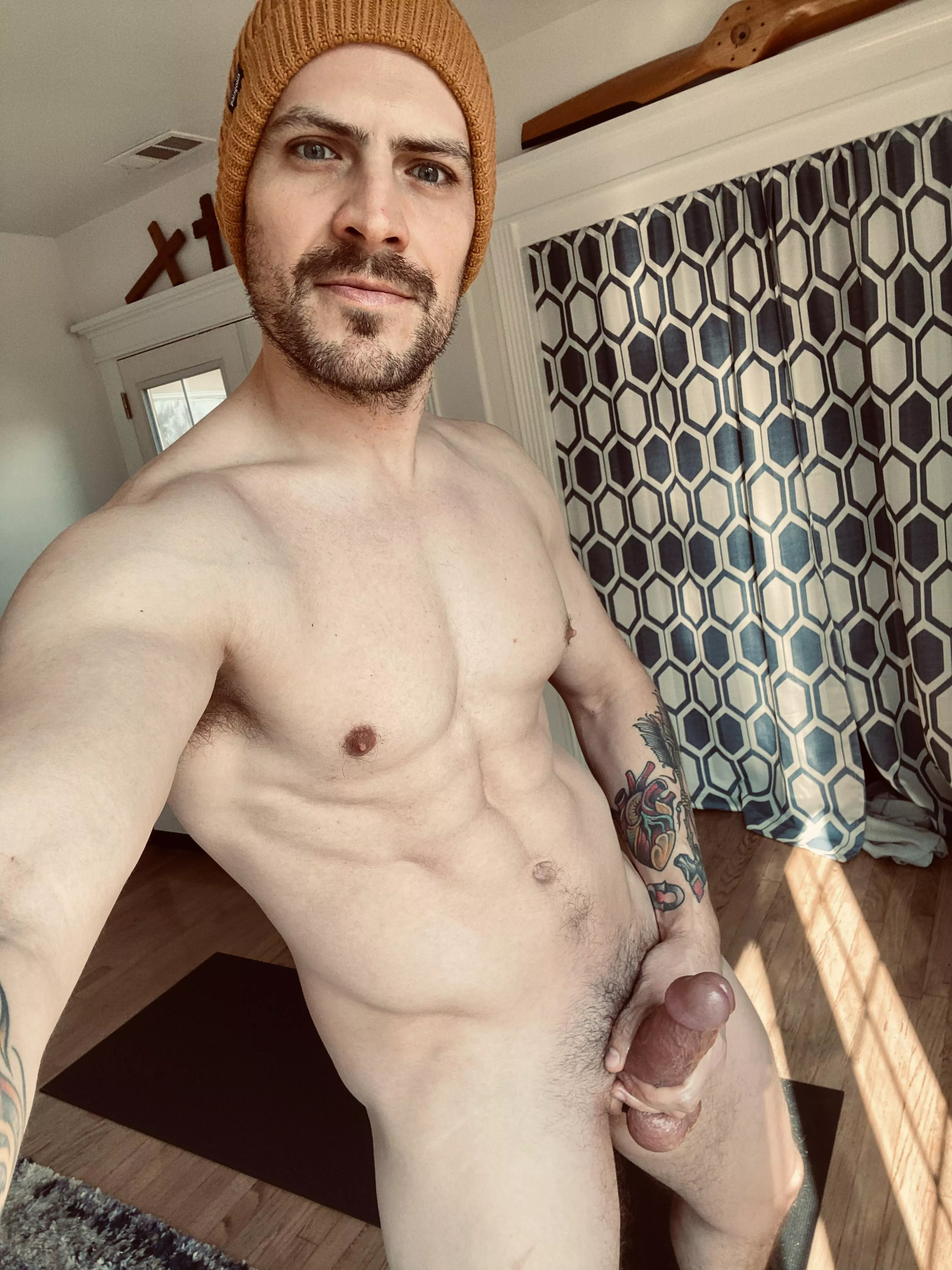 Do any Milfs in need of a Dad to help make this Saturday a bit more interesting? 😈 posted by Environmental-Put340