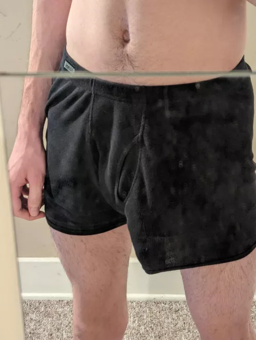 do you want to see what is hiding? by sleepy_cock_boy