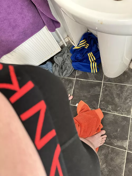 First time upload me in my underwear here. by Scootishfifaman