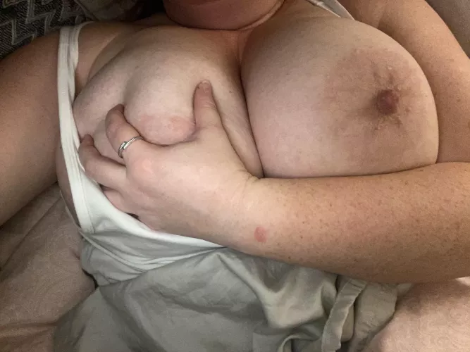 (F)my hands are too small…can you help? by melslarue