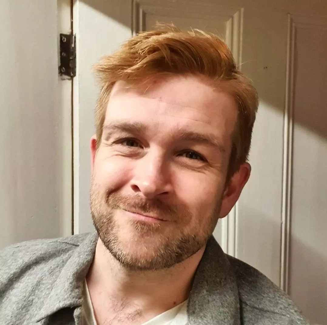 GAY MAN DYES HAIR, TAKES SELFIES. WORLD SHOOK. posted by iflynor4h