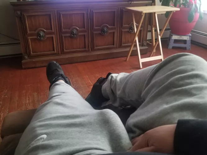 gray sweats by nbzkilla