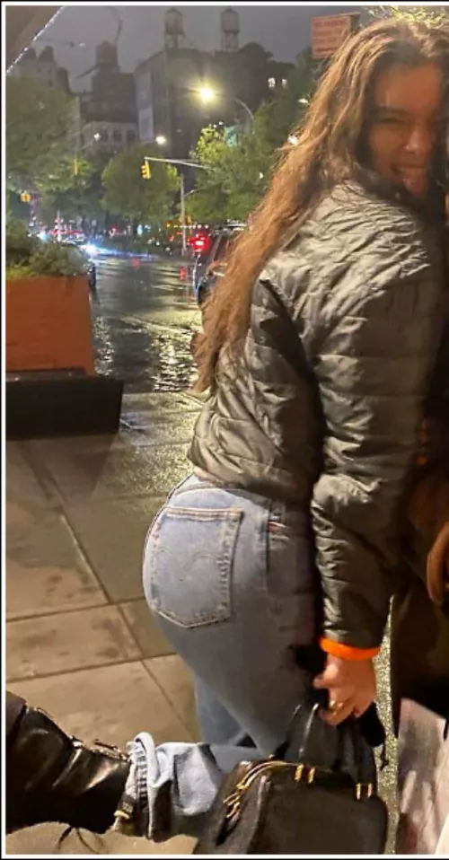 Hailee Steinfeld by Spheeenktor