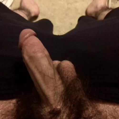 Hangin 😝 by disterbing