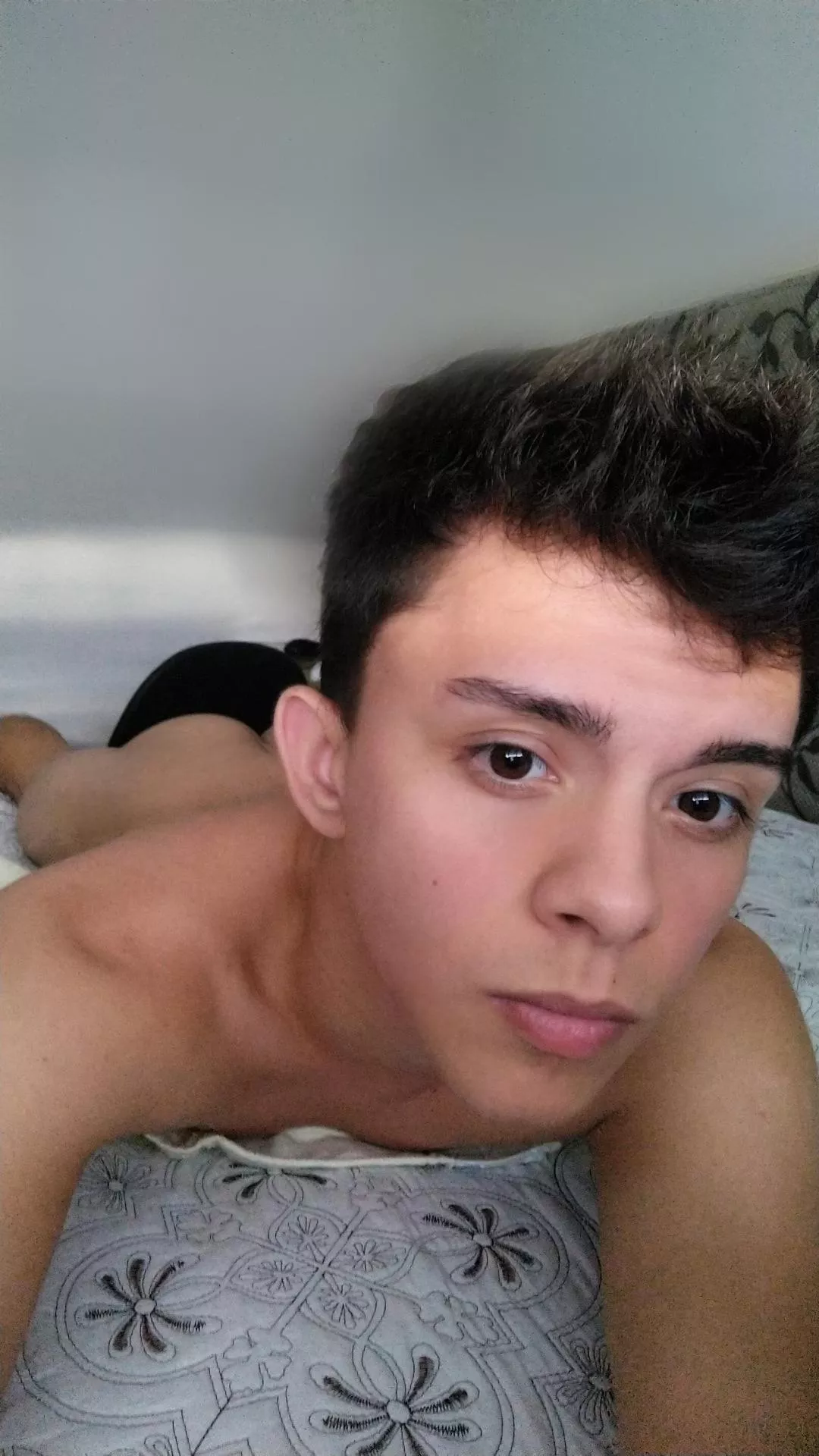Hello, I'm looking for contacts, preference for older people posted by manxxxyag